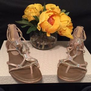 Roman style sandals gold
